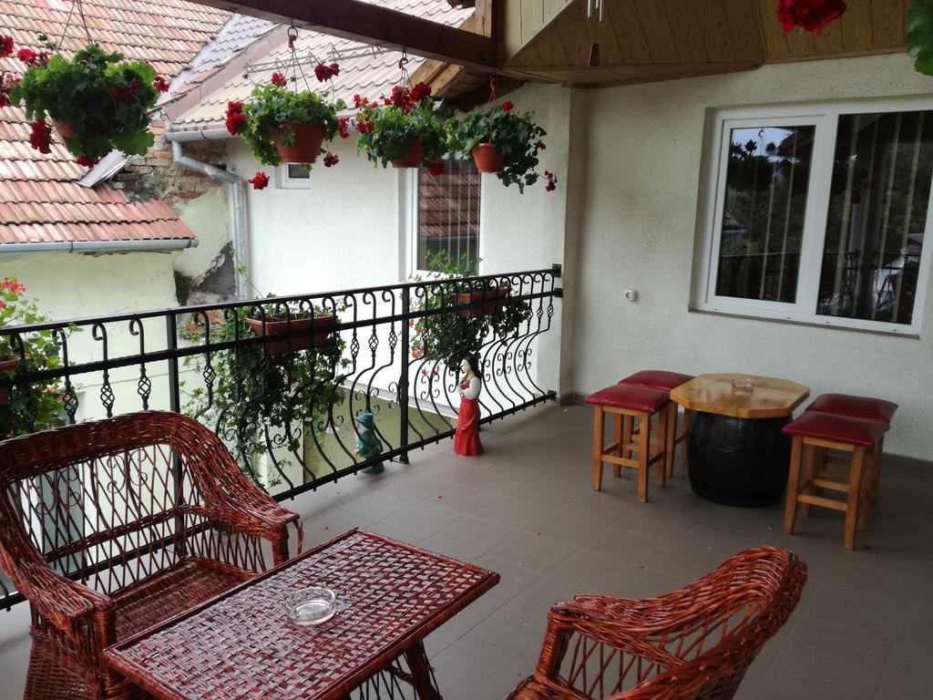 Vila Nely ริชนอฟ ภายนอก รูปภาพ
